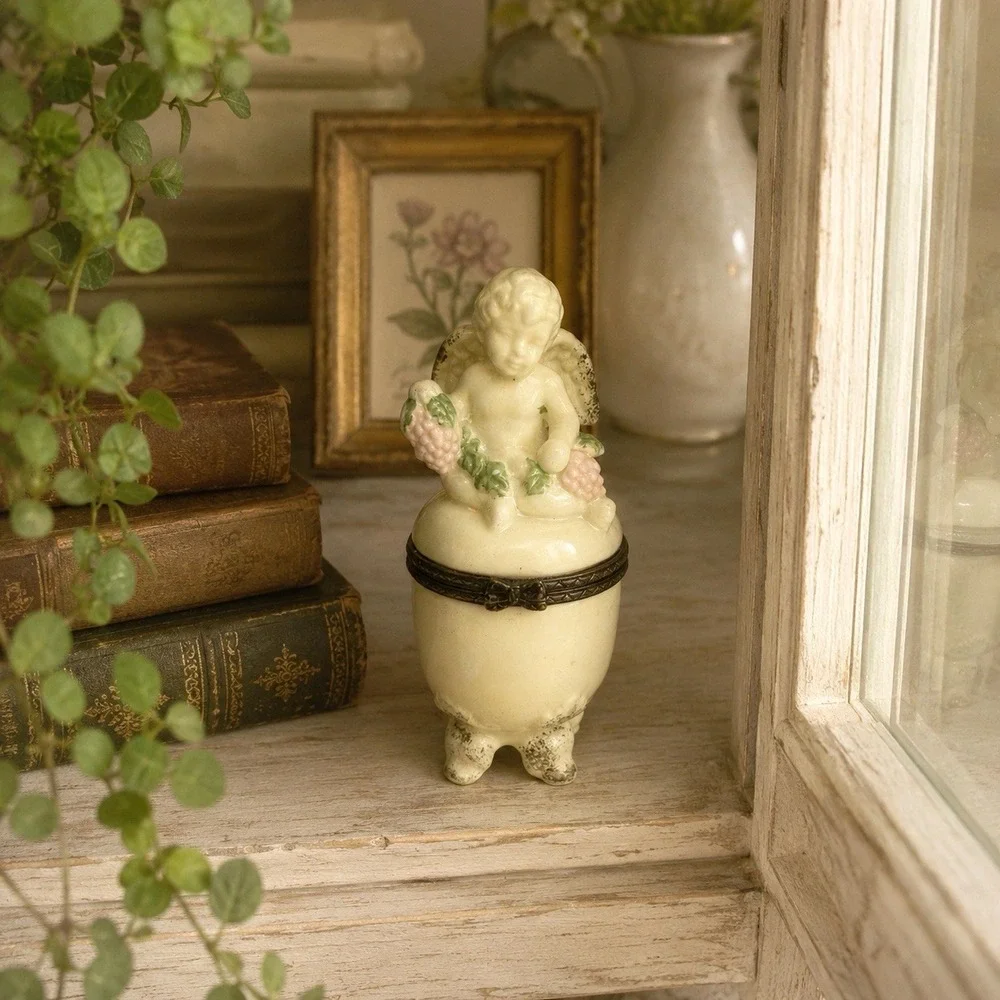 Vintage Midwest of Cannon Falls Cherub Grapes Porcelain Hinged Trinket Box 4